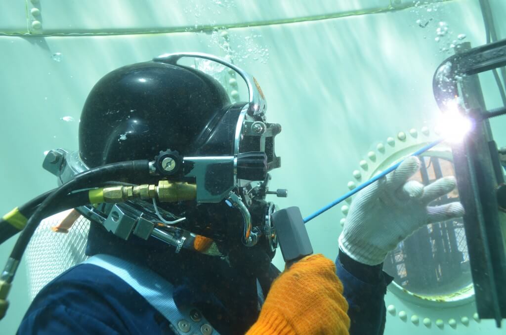 underwater-welding-helmet
